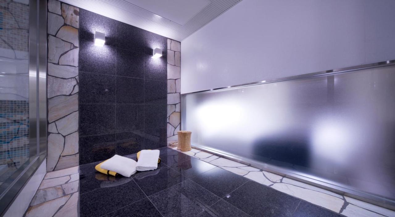 Hotel Glow Yokkaichi (Adults Only) Eksteriør bilde